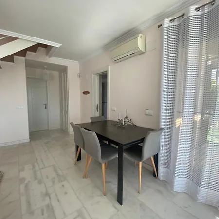 Luxury In The Amarilla Golf Tenerife 別荘